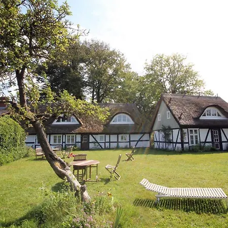 Alte Fischerei _ Kapitaensstube Ferienhaus Ostseeheilbad Zingst